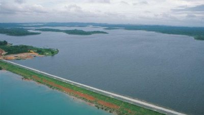 Batam akan Bangun Pembangkit Listrik Tenaga Surya Terapung