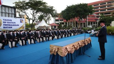 Muhammad Rudi Lantik Pejabat Struktural dan Manajemen di Lingkungan BP Batam
