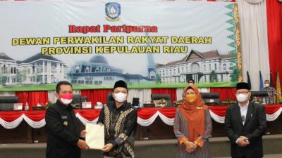 Gubernur Ansar Sampaikan KUA PPAS ke DPRD Kepri