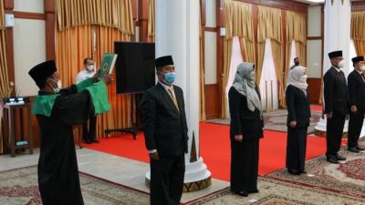 Gubernur Lantik 6 Pejabat Eselon II Pemprov Kepri