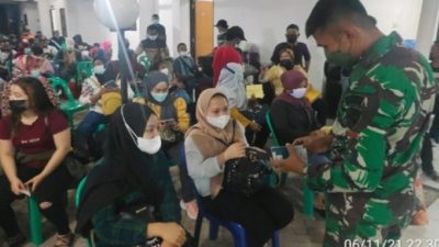 213 PMI dari Singapura dan Malaysia Tiba di Batam