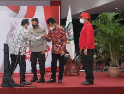 Wako Batam Bersama Mendagri dan Wamenhan Tinjau Vaksinasi  Booster di Vihara Maitreya