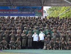 Sekdako Batam Pimpin Upacara HUT ke-72 Satpol PP dan HUT ke-60 Satlinmas