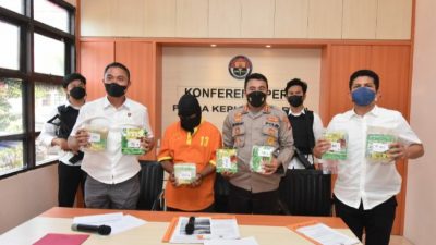 Polisi Gagalkan Penyeludupan 20 Kg Sabu Jaringan Internasional di Batam