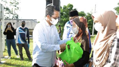 Wawako Batam Salurkan 3.245 Paket Sembako Murah di Bulang dan Galang