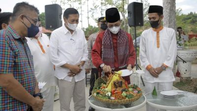 Hadiri Milad ke-5 Future Education, Amsakar: Kembangkan Kompetensi SDM Batam