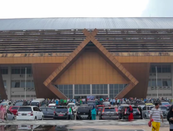 Retribusi Stadion Utama Riau Lebihi Target