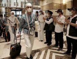 Wabup Kapuas Hulu Minta Jamaah Haji Jalani Pengecekan Kesehatan saat Tiba di Batam