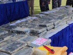Warga Temukan 43 Kg Kokain di Pinggir Pantai Anambas