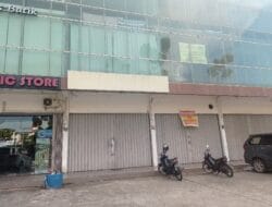 Ruko di Jalan Duyung Lubuk Baja Diduga Dijadikan Tempat Penampungan Mikol Ilegal