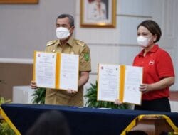 Tingkatkan Konektivitas Penerbangan, Pemprov Riau dan Air Asia Teken MoU