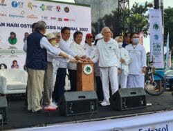 Hari Osteoporosis Nasional Dihadiri Ribuan Orang