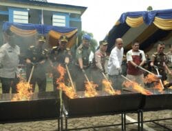 Gempur Rokok dan Mikol Ilegal, Bea Cukai Batam Musnahkan Barang Ilegal Senilai Rp10,01 Miliar