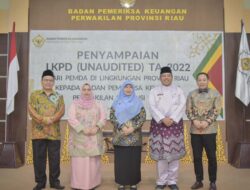 Bupati dan Ketua DPRD Bengkalis Serahkan LKPD Unaudited 2023 ke BPK RI Perwakilan Riau