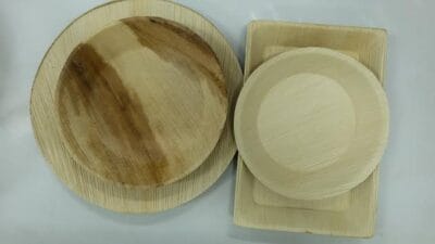 Piring Pelepah Pinang dari Tanjung Jabung Jambi