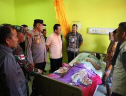 Gubernur Bersama Danrem dan Kapolda Kepri Jenguk Korban Longsor di RSUD Natuna