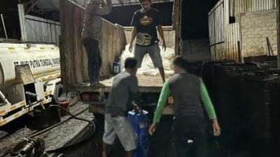 Gudang Minyak di Ogan Ilir Milik Arjani Digrebek Polda Sumsel, Amankan 159,7 Ton BBM Ilegal