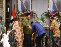 Gubernur HD Berserta Keluarga Besar Gelar Halal Bihalal di Griya Agung