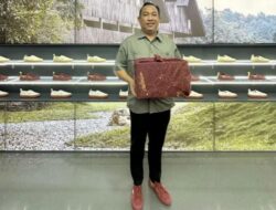 Berkat Ide Brilian Umar Ahmad, Brand Italia Launching Sepatu Superga X Tubaba