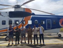 Dua Helikopter Water Bombing Dikerahkan Atasi Karhutla di Pasir Limau Kapas Rohil