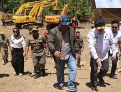 Pj Bupati Buol Tinjau Lokasi Peti di Kecamatan Gadung