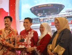 Eratkan Silaturahmi dengan Singapura, Kepala BP Batam Hadiri Undangan NDP 2023
