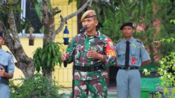 Komandan SSK TMMD Kodim Bengkalis Pimpin Upacara Bendera di SMKN 3 Mandau