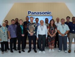 Kunjungan Delegasi Swedia Beserta Perusahaan Asing di Indonesia ke Pabrik Panasonic