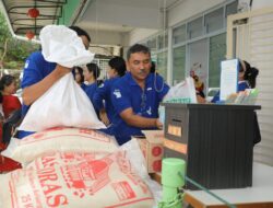 Sambut Natal 2023, Persekutuan Doa BP Batam Gelar Bakti Sosial