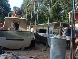 Izin Galangan Kapal di Lahan Pemakaman Tanjung Riau Dipertanyakan