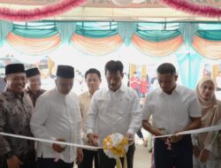 Resmikan Rumah Makan Tsania Seafood, Muhammad Rudi Komitmen Bangkitkan Sektor Pariwisata