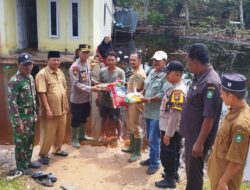 PT SPM dan PT BBHA Salurkan Bantuan Paket Sembako kepada Warga Terdampak Banjir