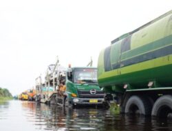 Genangan Air Banjir di Jalan Lintas Timur Pelalawan Mulai Surut