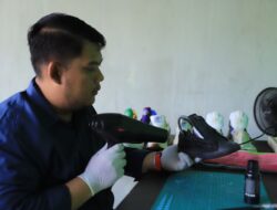 Papa Project Shoes Care Siap Bersihkan Sepatu Warga Tangerang