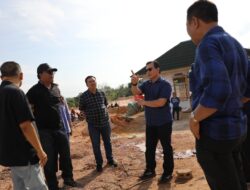 Dewan Pengawas BP Batam Tinjau Pembangunan 4 Rumah Contoh di Tanjung Banon