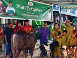 Paguyuban Jowo Manunggal Kepri Berbagi Daging Kurban