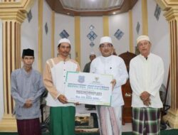Bupati Tanjab Barat Ajak Masyarakat Makmurkan Masjid