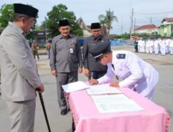 Hadiri Pengukuhan Perpanjangan Masa Jabatan Kades dan BPD, Ini Pesan Bupati Tanjab Barat