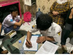 Asyik Pesta Miras, Lima Pelajar Diamankan Polisi