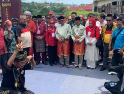 Lis Darmansyah-Raja Ariza Daftar ke KPU Tanjungpinang