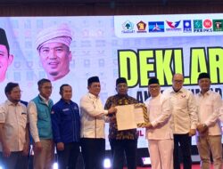 Sebelum ke KPU, Ansar-Nyanyang Deklarasi di Hotel CK Tanjungpinang