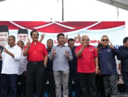Ribuan Masyarakat Batam Padati Posko Pemenangan: Salam Dua Jari, Rudi-Rafiq untuk Kepri
