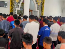 Khutbah Jumat di Masjid Al Hidayah Pekanbaru: Manusia Seutuhnya