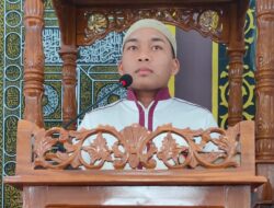 Muhammad Daniel Firdaus Jadi Khatib Jumat di Masjid Al Hidayah Pekanbaru