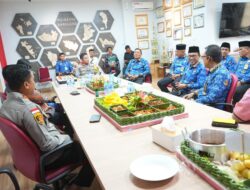 Kapolresta Barelang Dapat Kejutan Ultah dari Pjs Wali Kota Batam