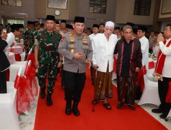 Kapolri dan Panglima TNI Hadiri Doa Lintas Agama di Jatim