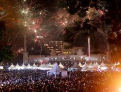Kenduri Akhir Tahun 2024, Ribuan Warga Batam Padati Dataran Engku Putri