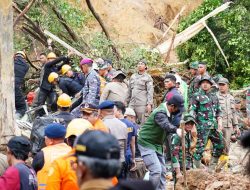 Pantau Proses Evakuasi Korban Longsor, Sekdako Batam Ungkap Korban Tertimbun Berhasil Dievakuasi