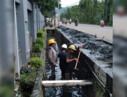 Antisipasi Banjir, Pelindo Regional 2 Panjang Laksanakan Normalisasi Drainase