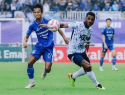 Kalah 2-1 dari PSIM, PSPS Pekanbaru Harus Lanjutkan Perjuangan di Play-Off